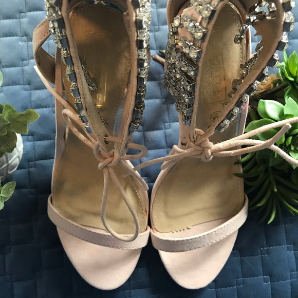 Boohoo brand Evelyn chandelier blush suede heels - Picture 3 of 8